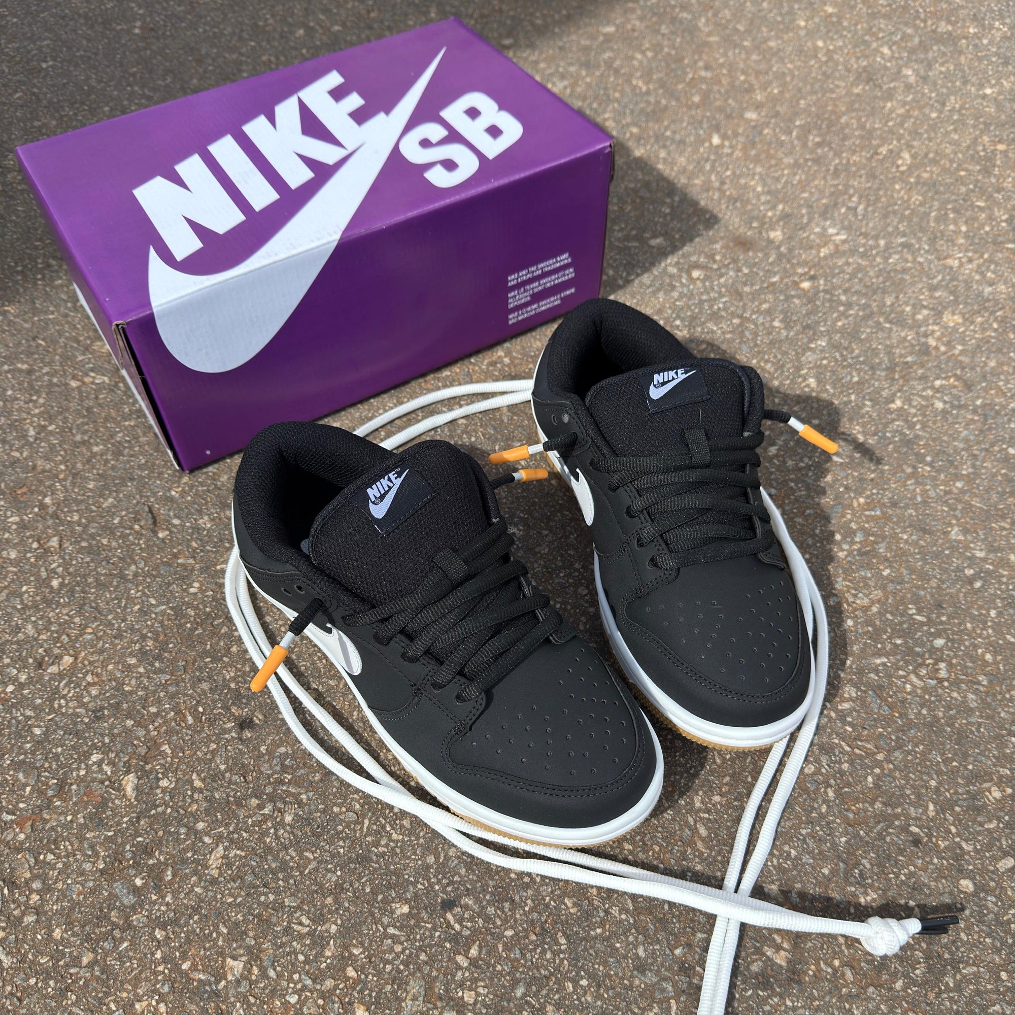 Tênis SB Dunk White Gum – Linha Prime