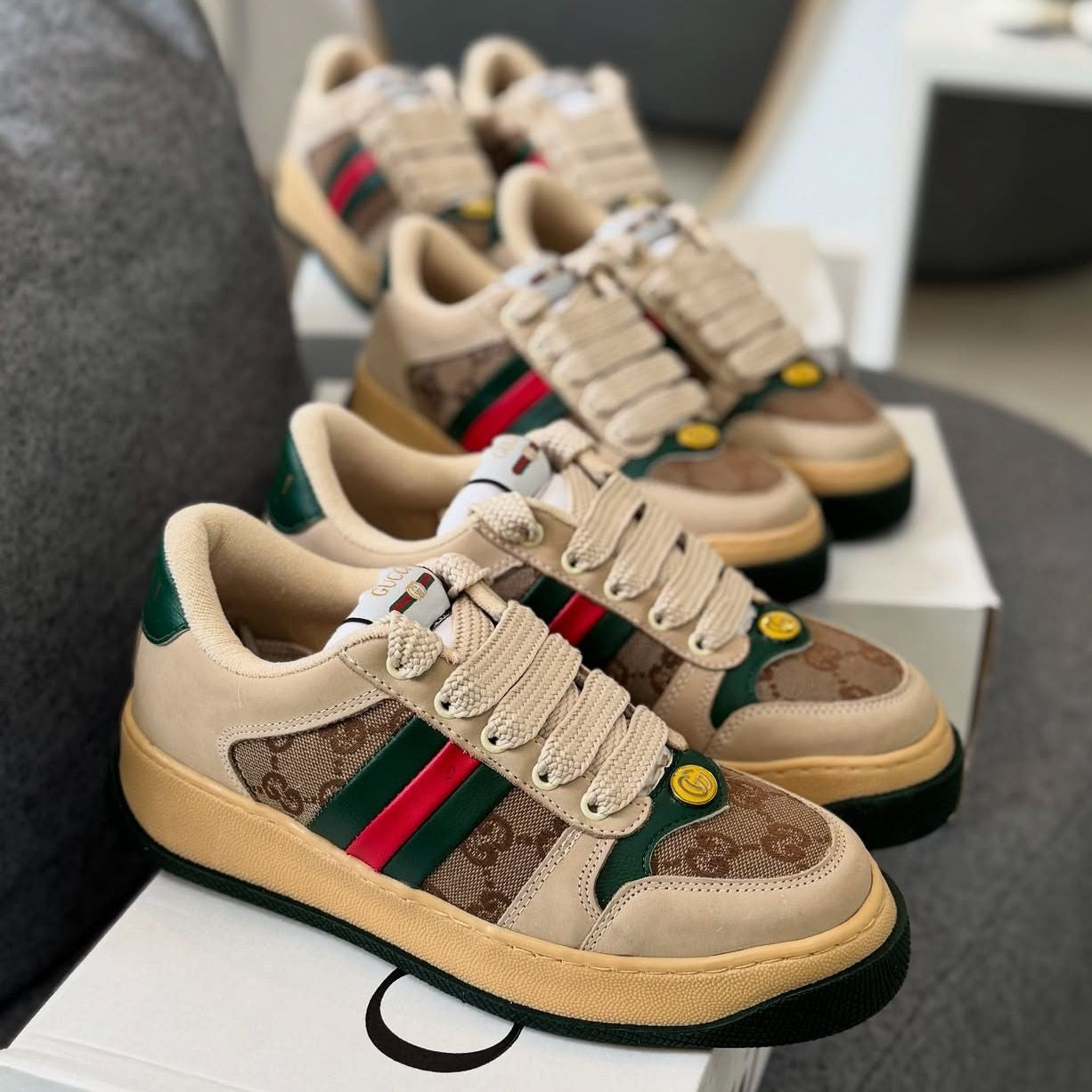 Gucci Screener de Couro – Off/Verde