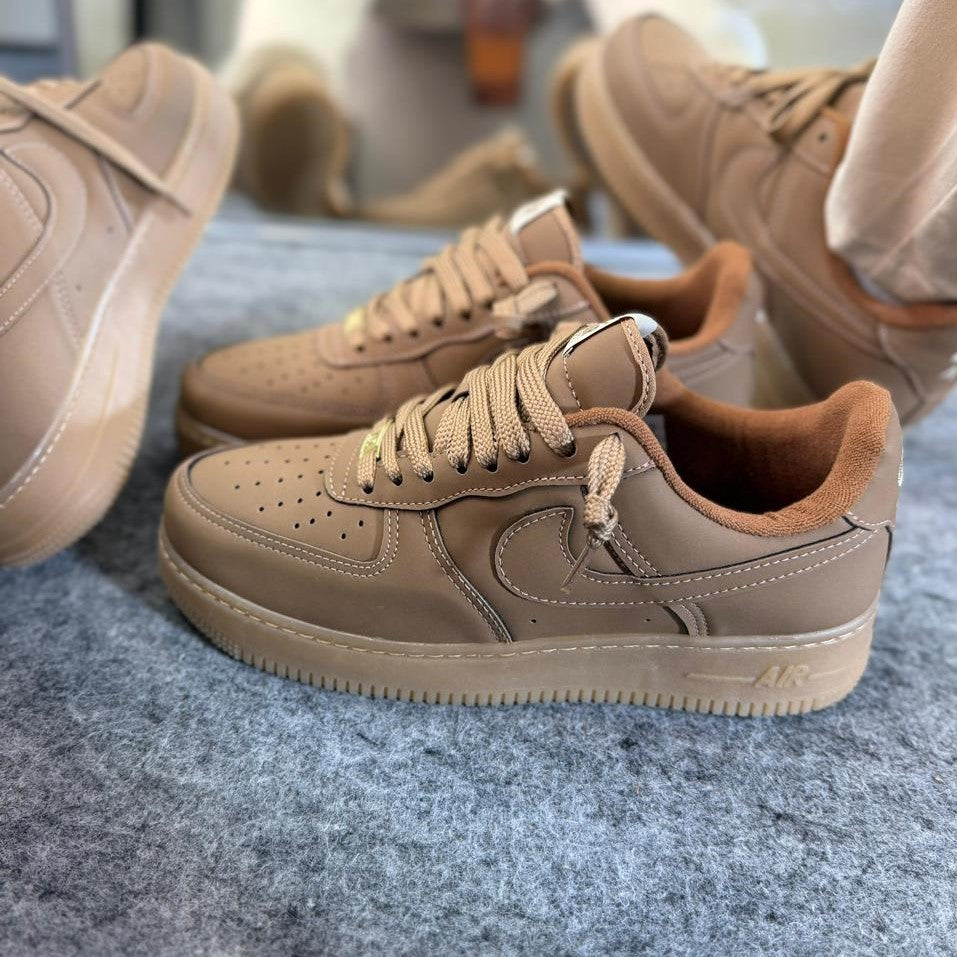 Nike Air Force 1 – Caramelo | Linha Luxo