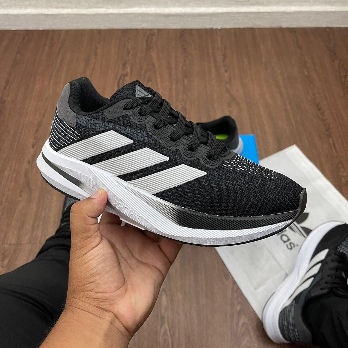 Tênis Adidas Duramo Speed – Preto/Branco