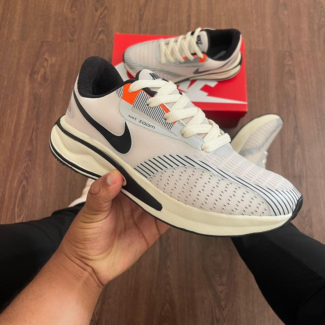 Tênis Nike Zoom JOURNEY Cinza/Preto/Laranja
