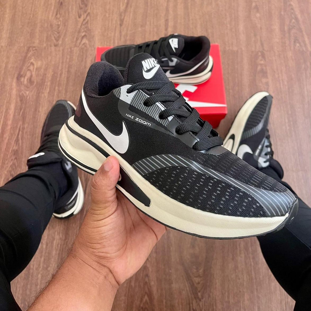 Tênis Nike Zoom JOURNEY