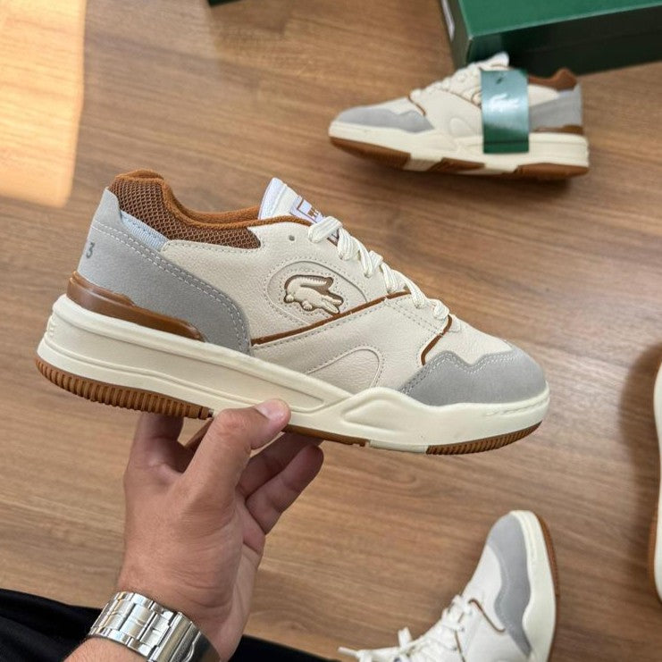 Tênis Lacoste Tenning 1933 Branco/Caramelo Edição Especial