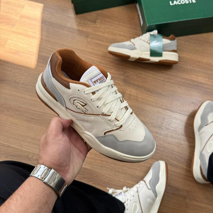 Tênis Lacoste Tenning 1933 Branco/Caramelo Edição Especial