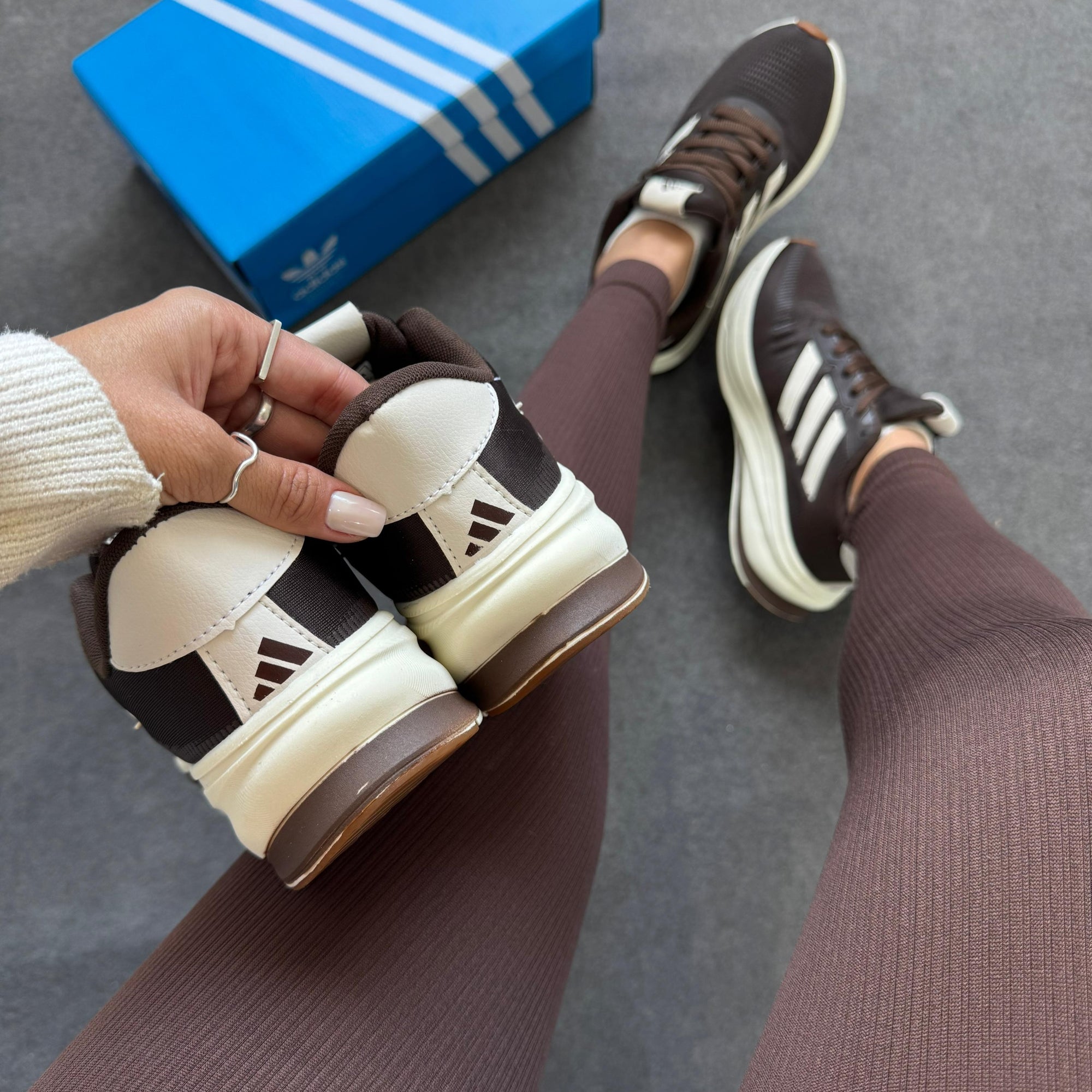 Tênis Adidas Supernova – Café