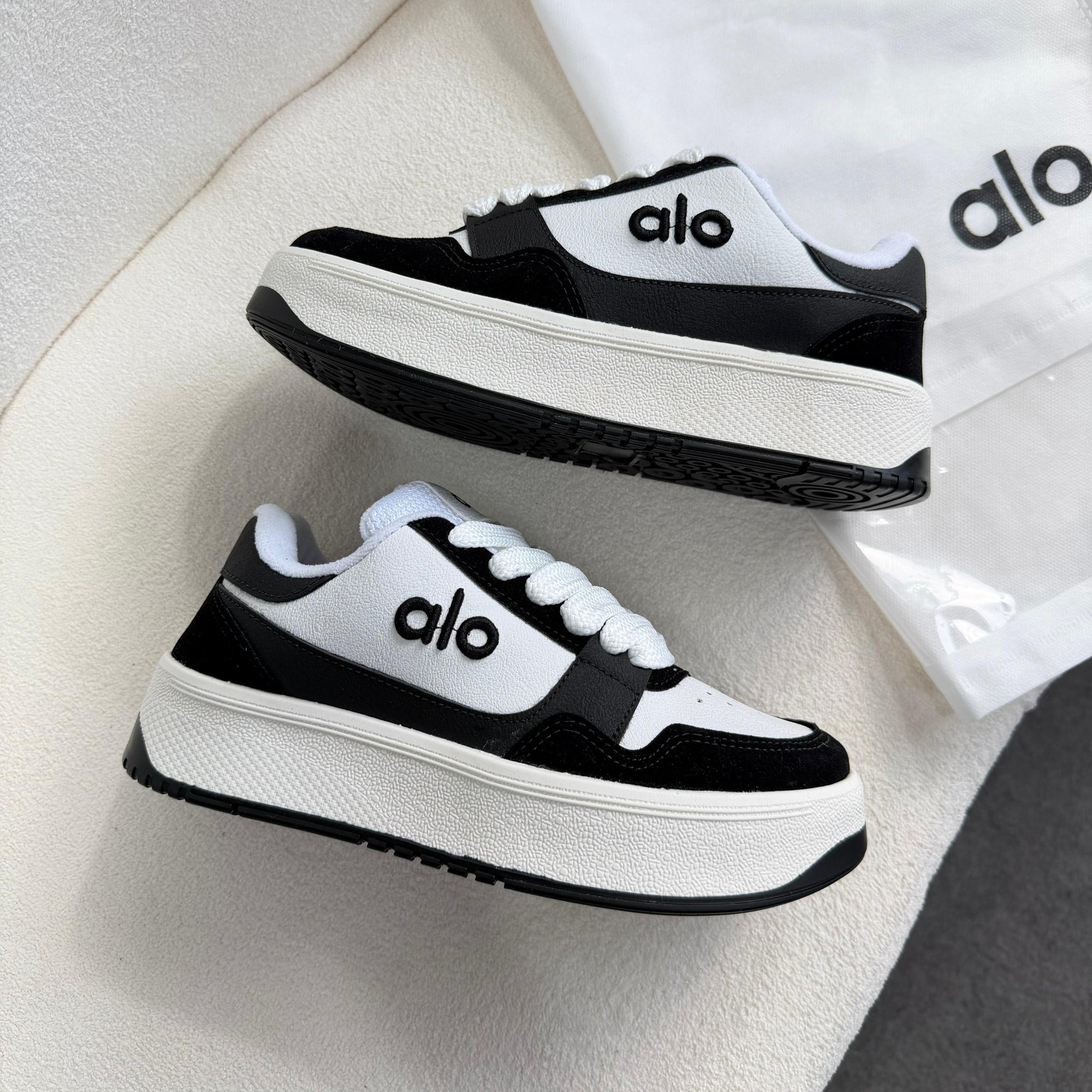 Tênis Alo Plataforma Preto/Branco (Primeira Linha)