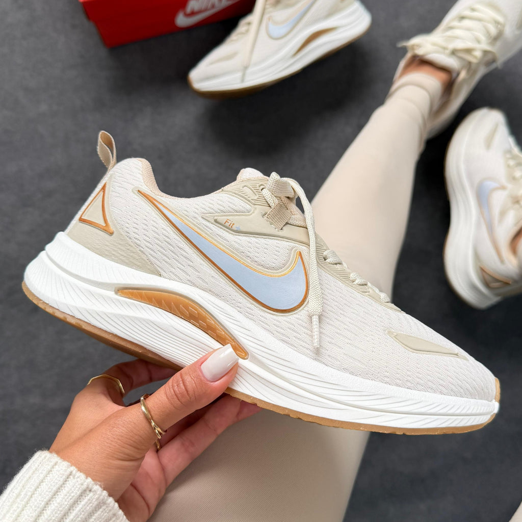 Tênis Nike Running EST 1972 Bege/Dourado