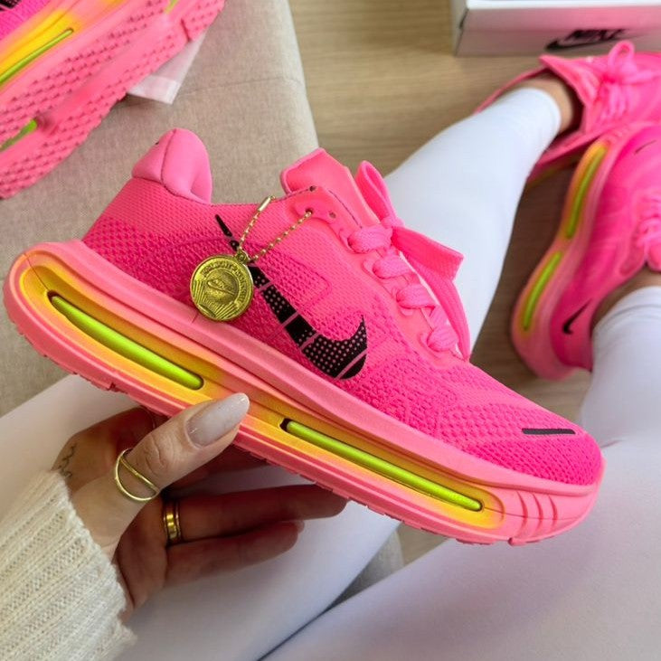 Tênis Nike Air Vomero Premium Pink