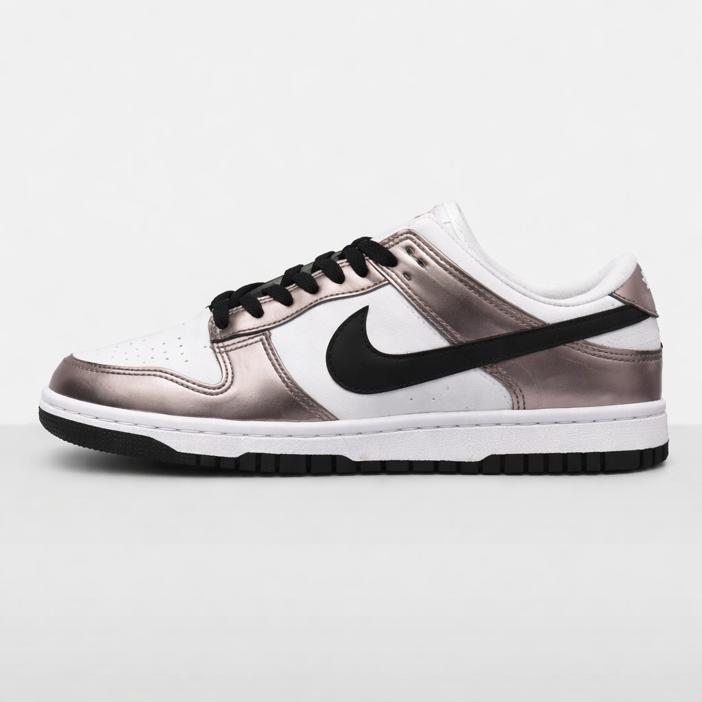 Tênis SB Dunk Low - Prata/Branco