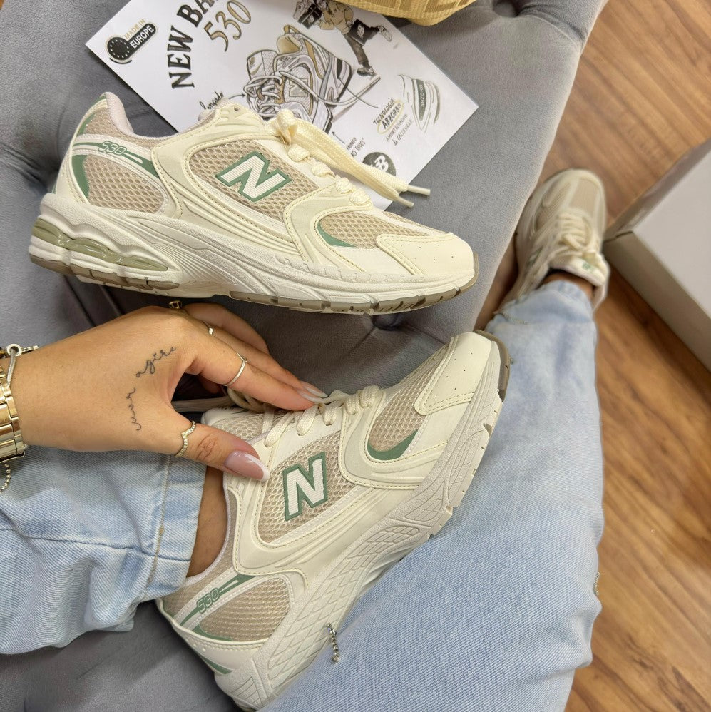 Tênis New Balance 530 Turbo – Bege/Verde