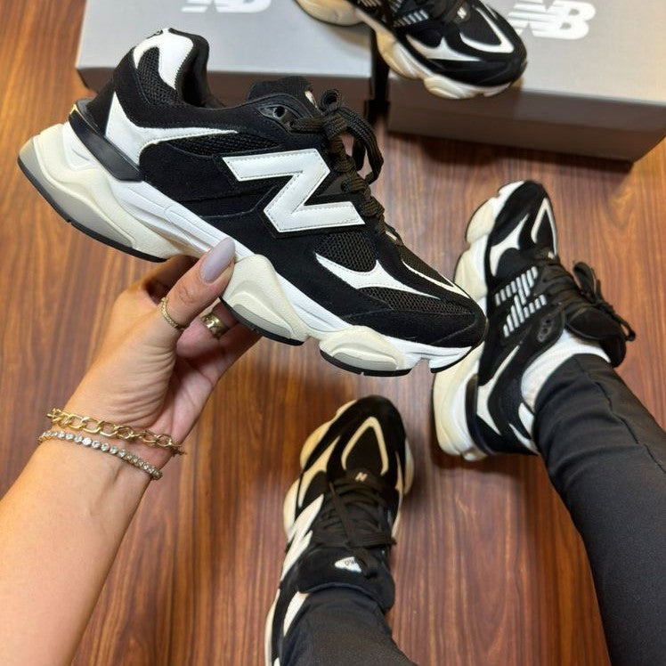 Tênis New Balance 9060 Couro - Preto/Branco