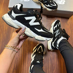 Tênis New Balance 9060 Couro - Preto/Branco