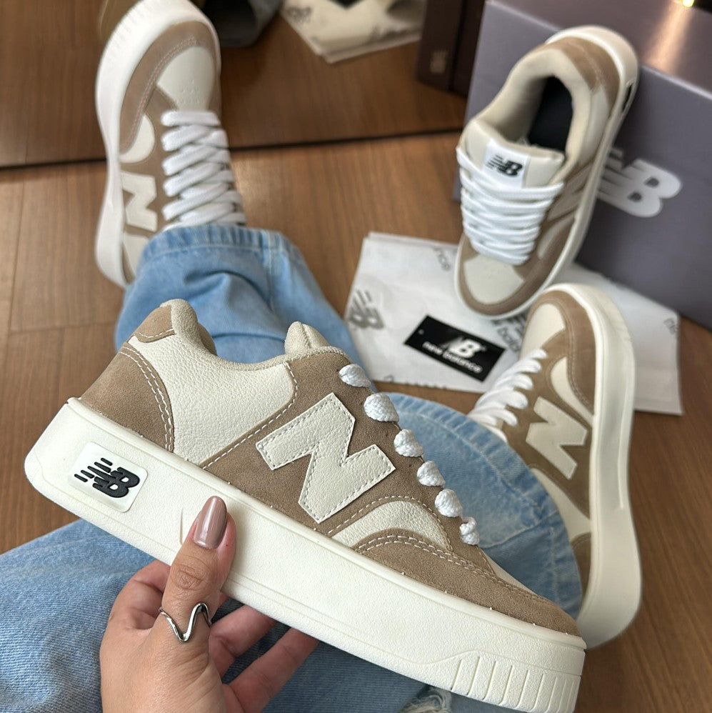 Tênis New Balance CT303 – Bege/Branco