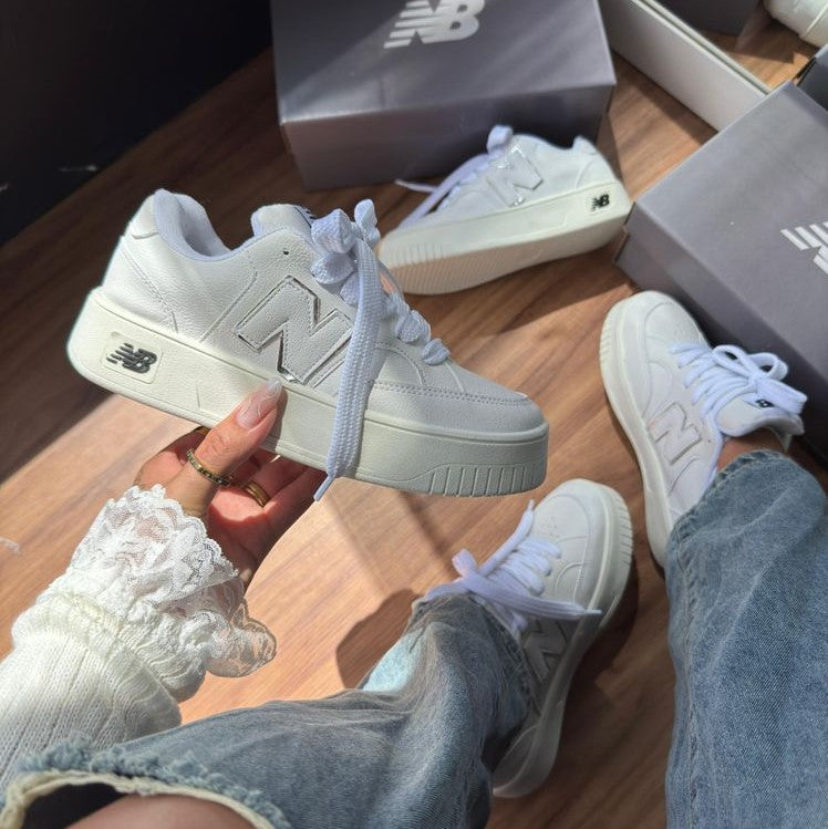 Tênis New Balance CT303 – Branco/Prata