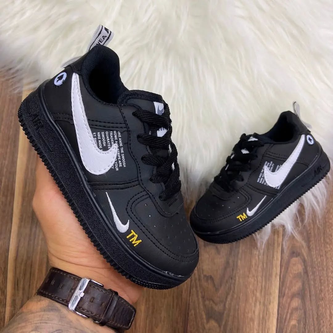 Tênis Air Force 1 Utility Infantil - Preto