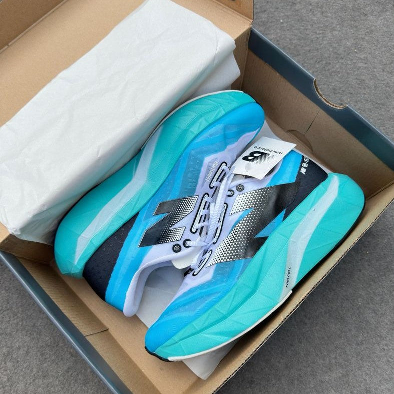 Tênis New Balance Fuelcell - Azul